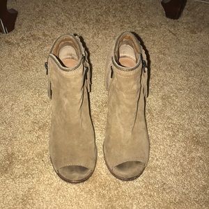 Dolce vita open toed bootie